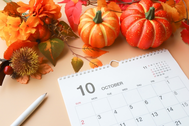 10月